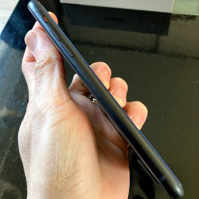 iphone XR 64gb SIM FREE