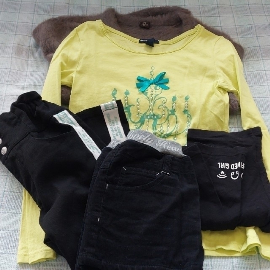 GAP(ギャップ)の最終　140 5点セット　GAP　Tシャツ　パンツ　ブラック キッズ/ベビー/マタニティのキッズ服女の子用(90cm~)(Tシャツ/カットソー)の商品写真