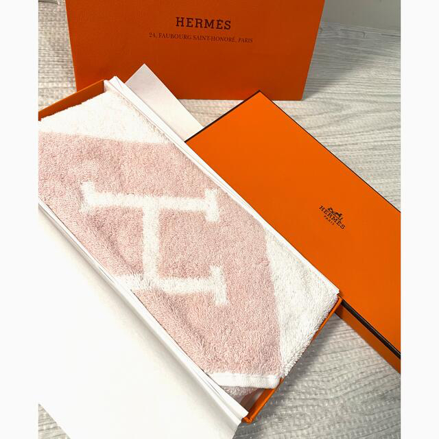 エルメス　ハンドタオル　HERMES 新品未使用　袋箱付き