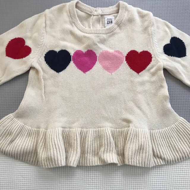 babyGAP(ベビーギャップ)のベビーギャップ ハート ニット 90サイズ キッズ/ベビー/マタニティのキッズ服女の子用(90cm~)(ニット)の商品写真