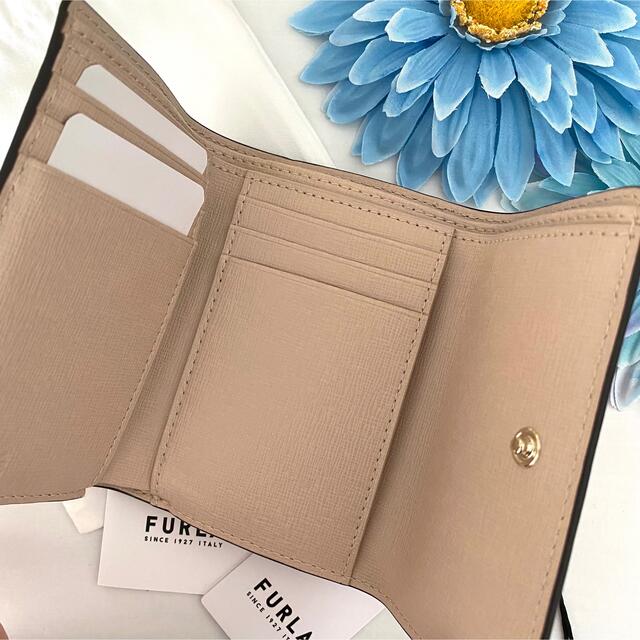 【新品】FURLA フルラ ピンク レザー 折り財布