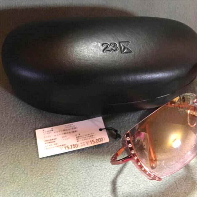 23区 - 23区 ラインストーン🕶デコ サングラス 専用ケース付の通販 by