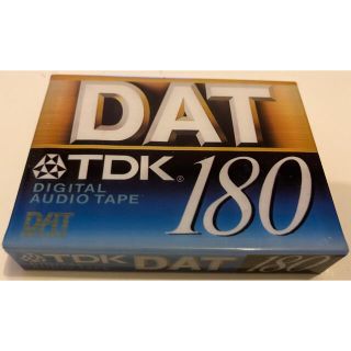 ティーディーケイ(TDK)の【新品】DATテープ　TDK DA-R180S(その他)