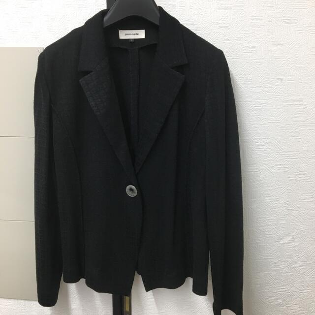 pierre cardin(ピエールカルダン)の黒テーラージャケット レディースのジャケット/アウター(テーラードジャケット)の商品写真