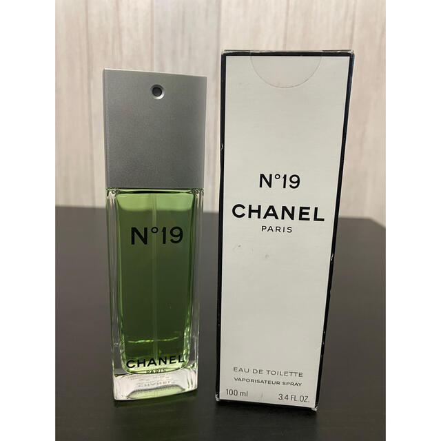 シャネル　CHANELNo.19 EAU DE TOILETTE　VAPORI