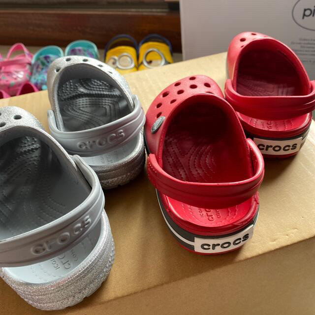 crocs(クロックス)の専用　クロックス　美品　キッズ　子供　サンダル　15.5cm   17.5cm キッズ/ベビー/マタニティのキッズ靴/シューズ(15cm~)(サンダル)の商品写真