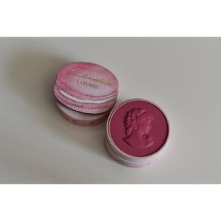 レメルヴェイユーズラデュレ(Les Merveilleuses LADUREE)のミニプレストチークカラー(チーク)