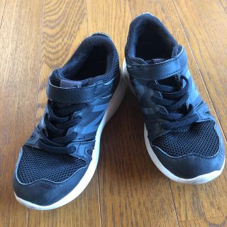 ニューバランス(New Balance)の570 newbalance ニューバランス  マジックテープ　ブラック(スニーカー)