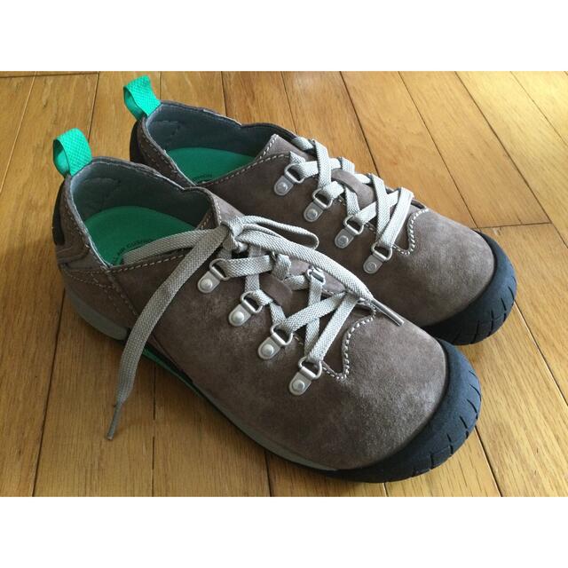 MERRELL(メレル)の【最終値下げ】未使用★メレル★パスウェイレース★レディース23.5cm レディースの靴/シューズ(スニーカー)の商品写真