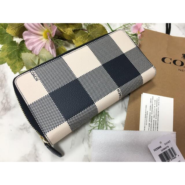 【正規品　新品未使用】コーチCOACH ダークブルー　チェック柄　長財布