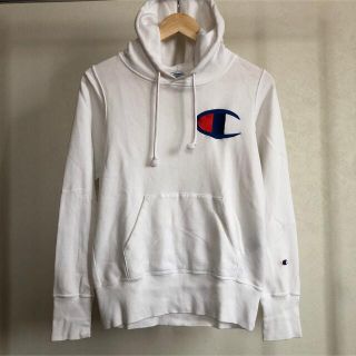 チャンピオン(Champion)の古着　イーハイフンワールドギャラリー×チャンピオン　コラボパーカー◇L-0161(パーカー)