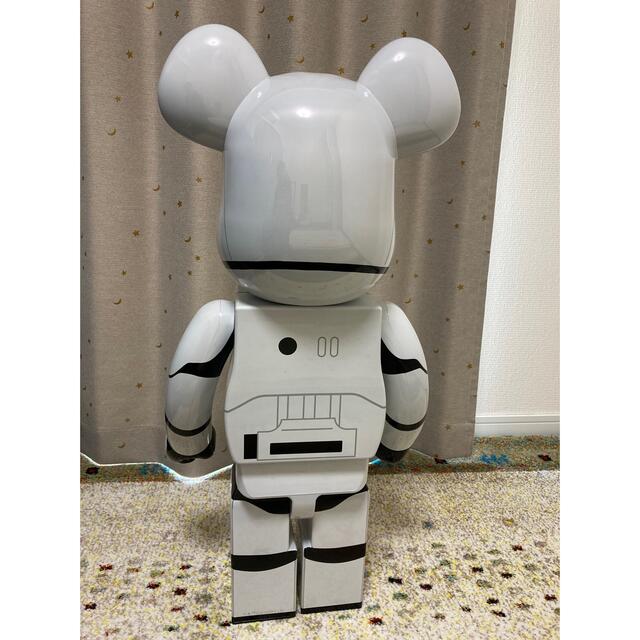 BE@RBRICK(ベアブリック)のBE@RBRICK FIRST ORDER STORMTROOPER(TM)  エンタメ/ホビーのフィギュア(その他)の商品写真