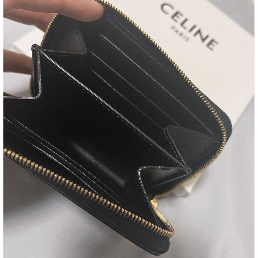 celine(セリーヌ)の【新品】新ロゴ✨コンパクト ジップドウォレット /ブラック レディースのファッション小物(財布)の商品写真