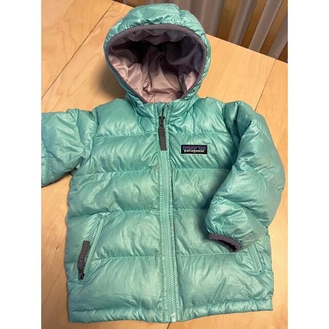 patagonia(パタゴニア)のパタゴニア　キッズ　ダウン　12-18M  キッズ/ベビー/マタニティのキッズ服女の子用(90cm~)(ジャケット/上着)の商品写真