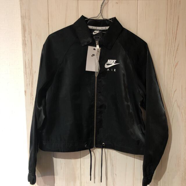 NIKE(ナイキ)の新品タグ付き！NIKE AIR SHEEN ジャケット エア アウター ナイキ レディースのジャケット/アウター(ナイロンジャケット)の商品写真