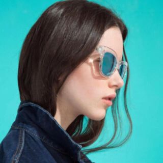 ザラ(ZARA)の新品 ZARA SUNGLASSES 樹脂コーティング加工入り透明サングラス(サングラス/メガネ)