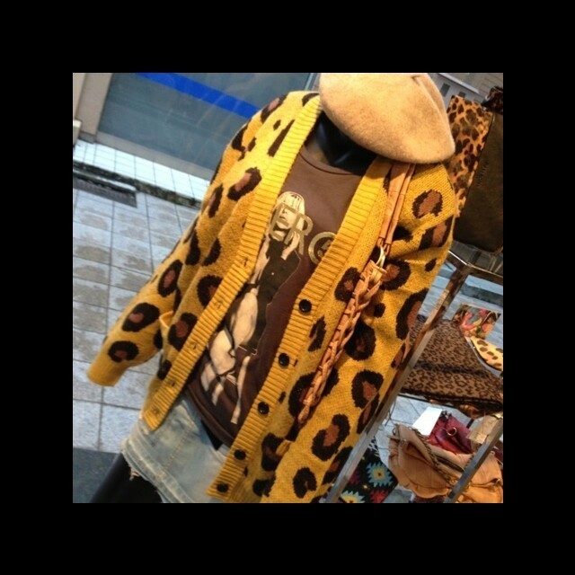 JOYRICH(ジョイリッチ)のJOY RICH✩ヒョウ柄カーディガン レディースのトップス(カーディガン)の商品写真