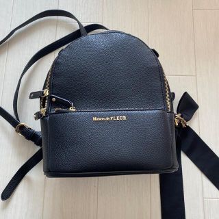 メゾンドフルール(Maison de FLEUR)のメゾンドフルール　リボンMリュック（Black）(リュック/バックパック)