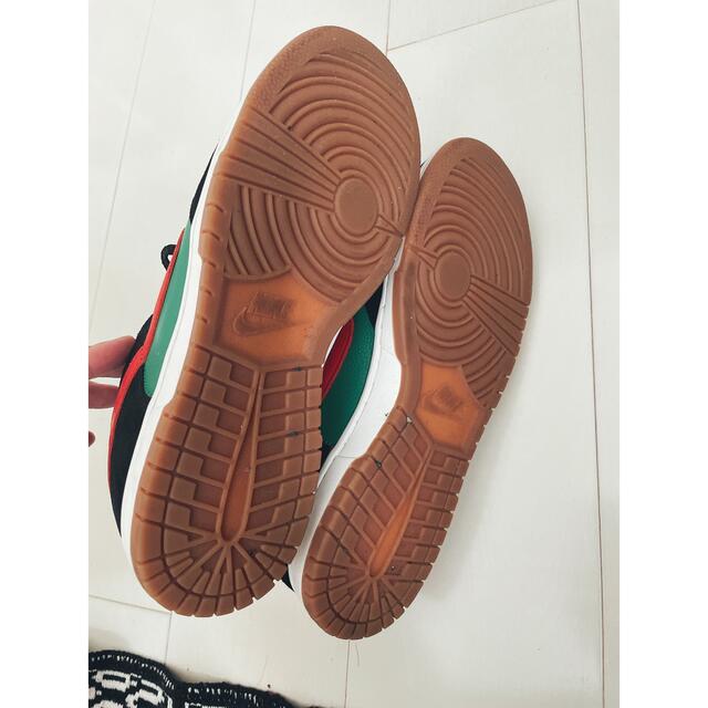 NIKE(ナイキ)のnike by you  sb dunk gucci カラー　スニーカー　靴 メンズの靴/シューズ(スニーカー)の商品写真