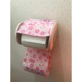 トイレットペーパーホルダーカバー　桜柄　ピンク(トイレ収納)