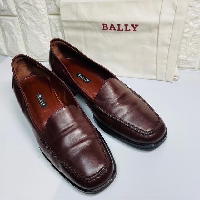 Bally(バリー)のBally スリッポン　ローファー　チェリーブラウン　24.5 レディースの靴/シューズ(ローファー/革靴)の商品写真