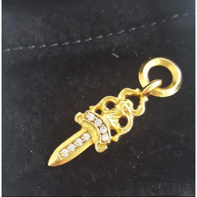 Chrome Hearts(クロムハーツ)のクロムハーツ　ダガー　22k メンズのアクセサリー(ネックレス)の商品写真