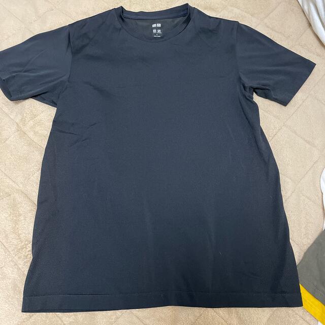 UNIQLO(ユニクロ)のUNIQLO Tシャツ　ブラック メンズのトップス(Tシャツ/カットソー(半袖/袖なし))の商品写真