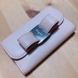 Salvatore Ferragamo - フェラガモ リボン キーケースの通販 by 全体的