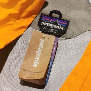 完全完売！ Patagonia トレントシェル 3L ジャケット マンゴー S