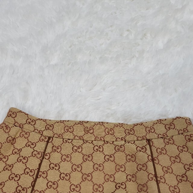 Gucci(グッチ)の<美品✨セール中>GUCCI　グッチ　デニムスカート　GG柄　ひざ丈　総柄 レディースのスカート(ひざ丈スカート)の商品写真