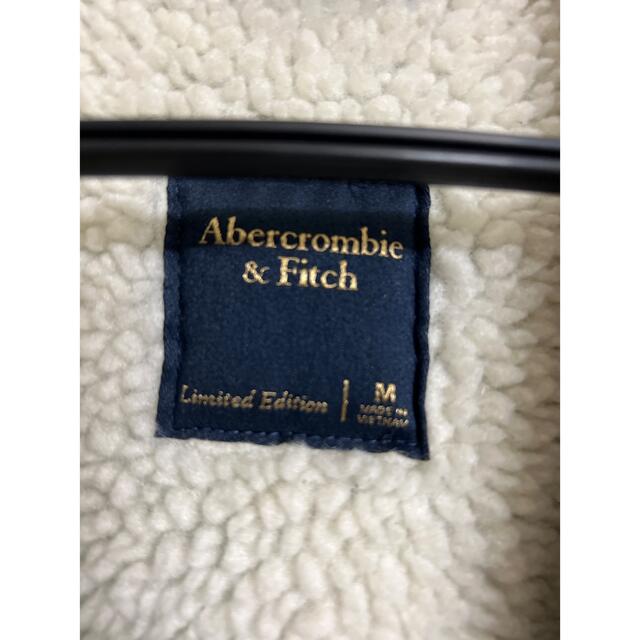 Abercrombie&Fitch(アバクロンビーアンドフィッチ)のアバクロボアGジャン メンズのジャケット/アウター(Gジャン/デニムジャケット)の商品写真