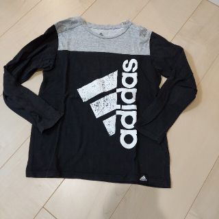 アディダス(adidas)のadidas 子供服　140　ロンT　黒　ブラック　男の子(Tシャツ/カットソー)