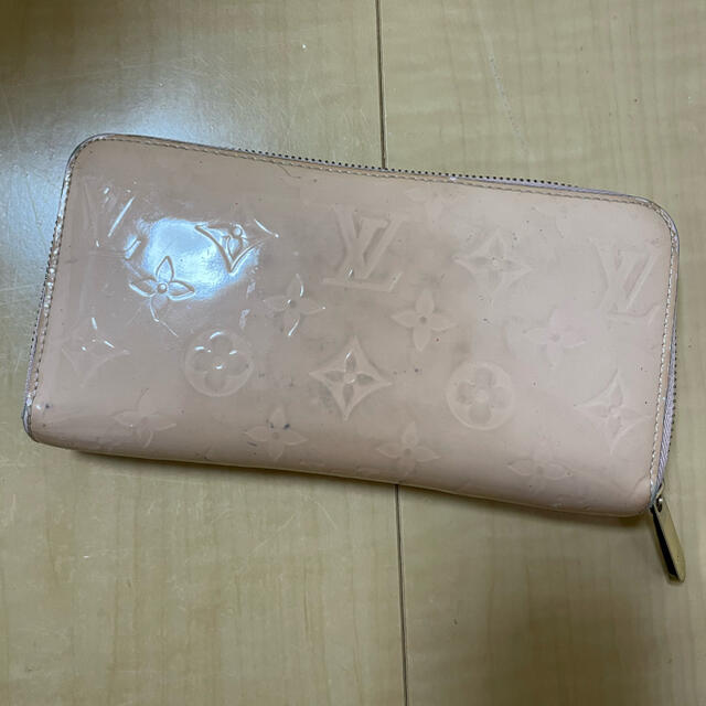 ルイ ヴィトン LOUIS VUITTON ヴェルニジッピーウォレット 長財布