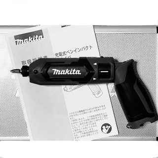 マキタ(Makita)の【未使用品】マキタ　Makita充電式ペンインパクトドライバー TD022d本体(その他)