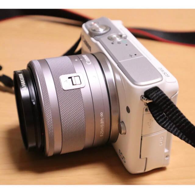 Canon(キヤノン)のCanon EOS M10 + 32GB SDカード　一眼カメラ スマホ/家電/カメラのカメラ(ミラーレス一眼)の商品写真