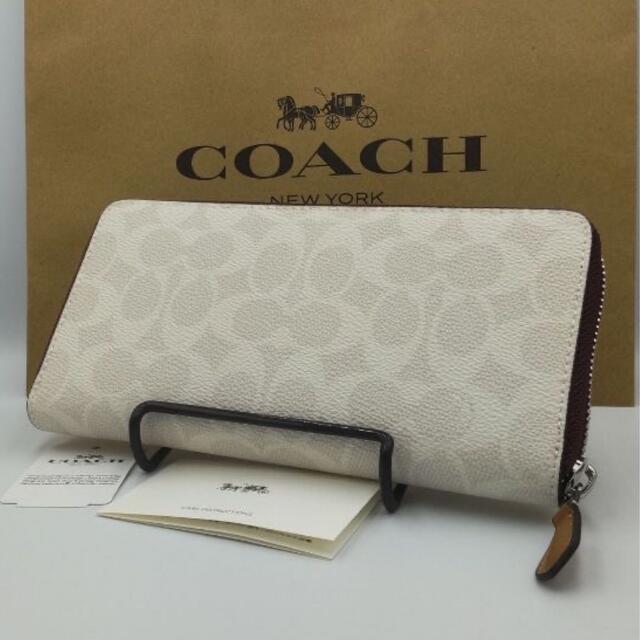 COACH(コーチ)の【新品】COACH コーチ　長財布　正規品　ミッキー　コラボ　パッチワーク レディースのファッション小物(財布)の商品写真
