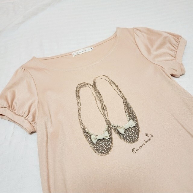 Couture Brooch(クチュールブローチ)のクチュールブローチ　パンプスTシャツピンク　未使用 レディースのトップス(Tシャツ(半袖/袖なし))の商品写真