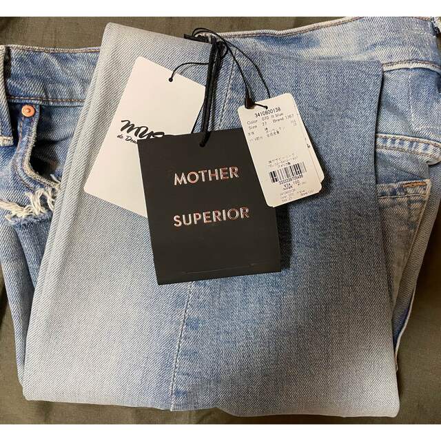 DEUXIEME CLASSE(ドゥーズィエムクラス)のMOTHER/INSIDER CROP STEP FRAY レディースのパンツ(デニム/ジーンズ)の商品写真