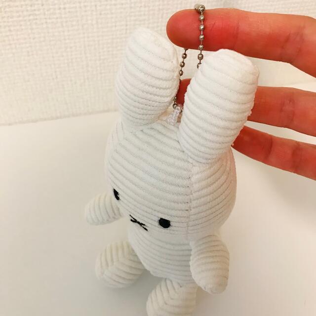 ミッフィー　キーホルダー　miffy 人形　マスコット　キーチャーム　2個セット レディースのファッション小物(キーホルダー)の商品写真