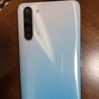 オッポ(OPPO)のOPPO Reno3 A 解除コード付き(スマートフォン本体)