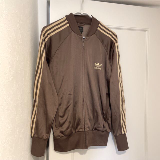 adidas ジャージ　トラックジャケット