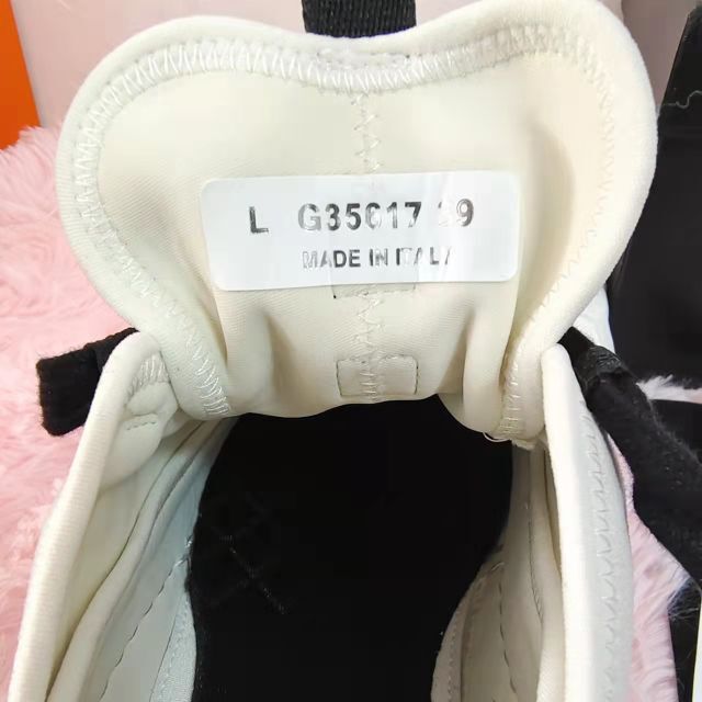 売り出し正規品 シャネル CHANEL CC シャネル スニーカー ホワイト 39 売り出し正規品 シャネル CHANEL CC シャネル スニーカー ホワイト 39