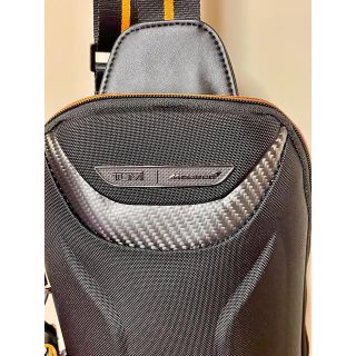 TUMI   未使用TUMI McLaren トルクスリング ボディバック