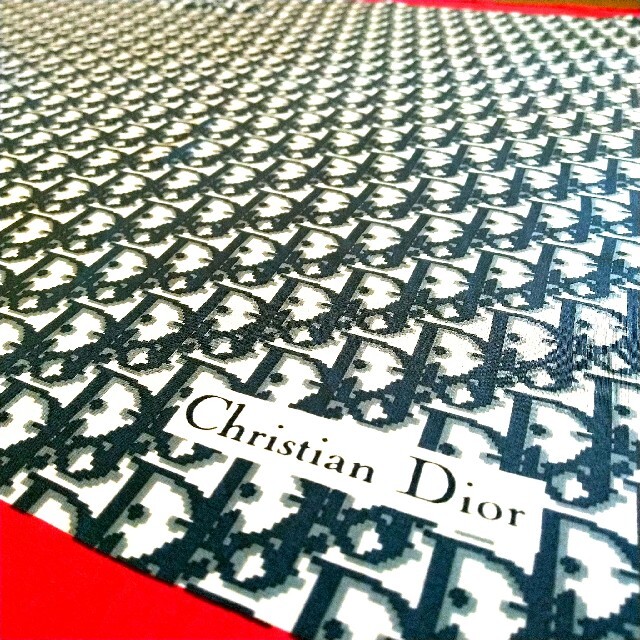 Christian Dior(クリスチャンディオール)のChristian Dior トロッター シルク スカーフ レディースのファッション小物(バンダナ/スカーフ)の商品写真