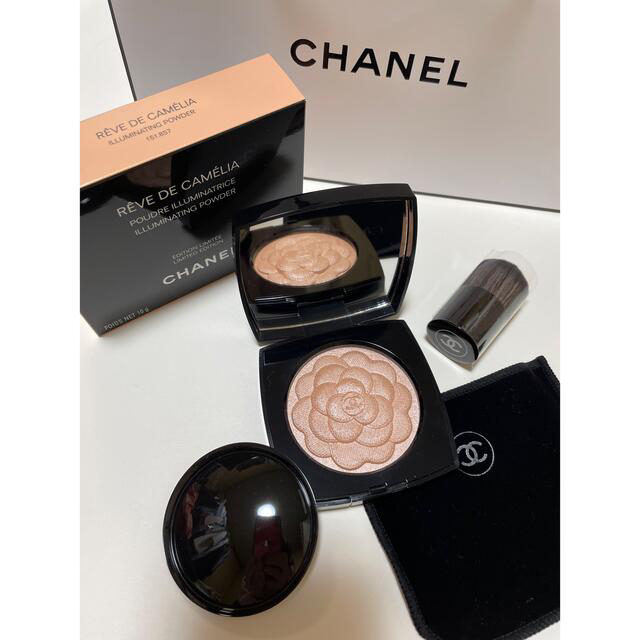 CHANEL(シャネル)の特別限定品　シャネル レーヴ ドゥ カメリア フェイスパウダー コスメ/美容のベースメイク/化粧品(フェイスパウダー)の商品写真