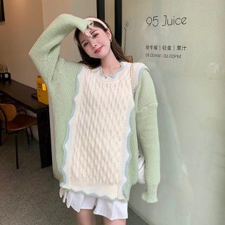 ザラ(ZARA)の【大人気】スカラップ　フリル　ニット　ロングニット　インポート　グリーン　春服(ニット/セーター)