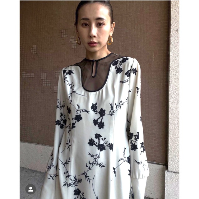 【新品未使用　完売品】2WAY KEILY FLOWER PRINT DRESS