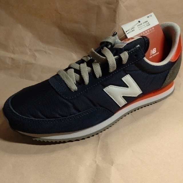 New Balance(ニューバランス)の【新品・未使用・タグ付き】ニューバランス　UL720UA（D）25.0cm レディースの靴/シューズ(スニーカー)の商品写真