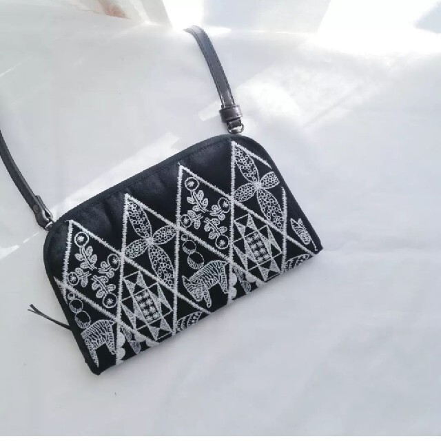 【専用】ミナペルホネン　シンフォニーのお財布ショルダーファッション小物