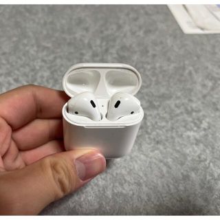 アップル(Apple)のApple AirPods 第一世代　(ヘッドフォン/イヤフォン)